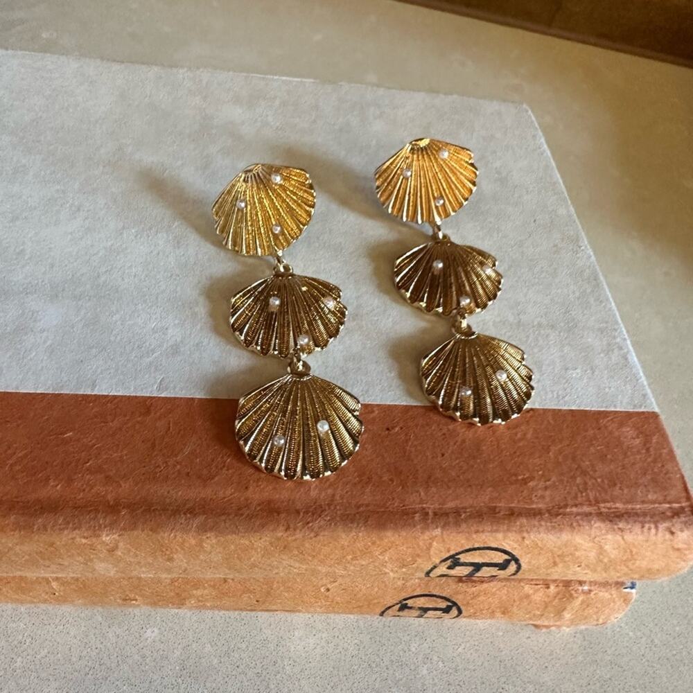 Gold Triple Shell Earrings- vintage bohemian boho gift party classic style